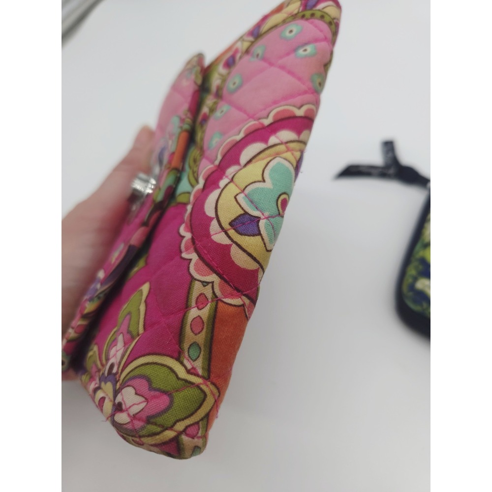 Lot of 2 Vera‎ Bradley Turnlock Floral Wallets Multicolor Women's Damaged - Picture 4 of 9
